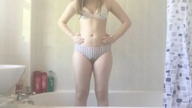 Young Hottie Wetting Her Panties In The Shower